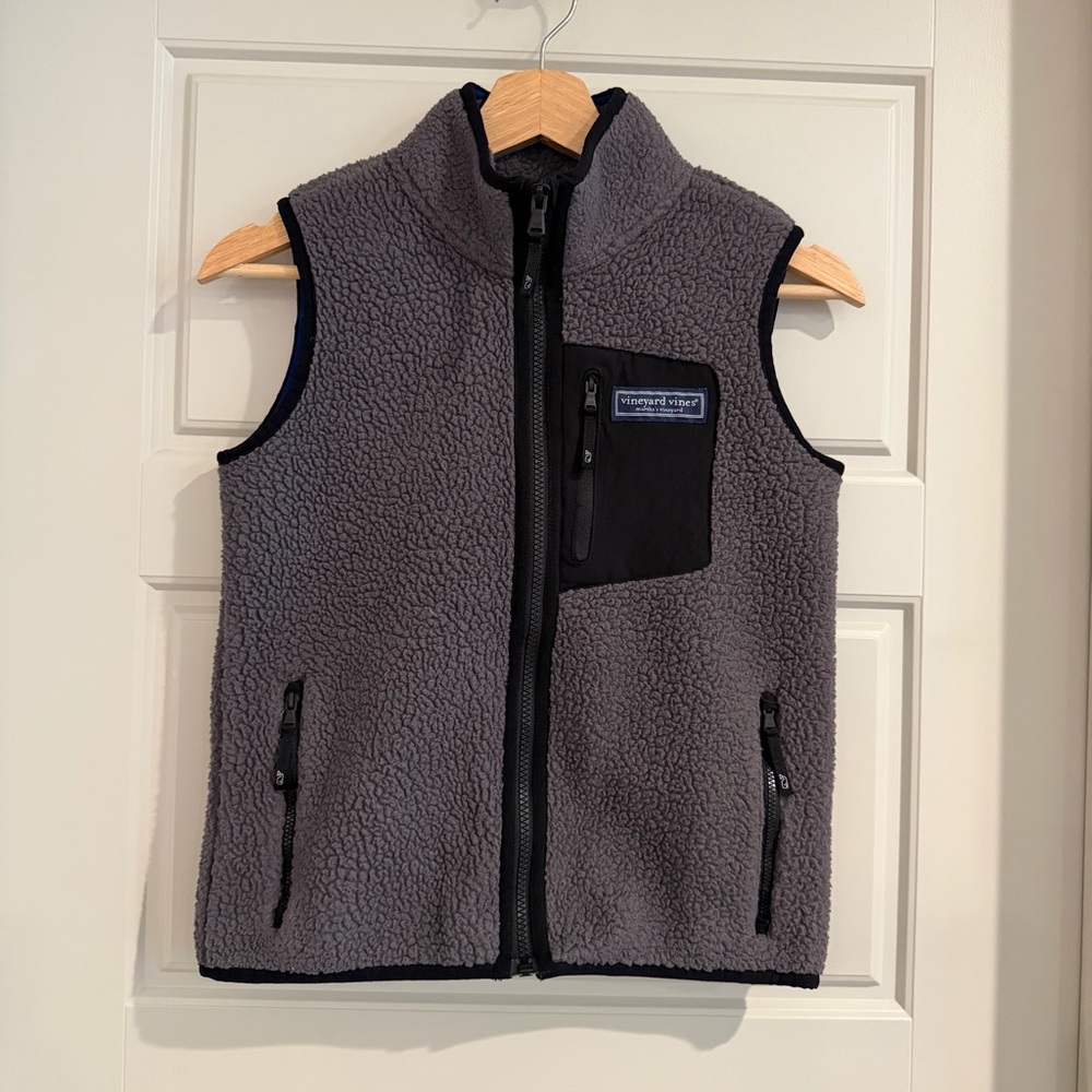 Vineyard Vines‎ Boys Sherpa Vest Charcoal Size Small